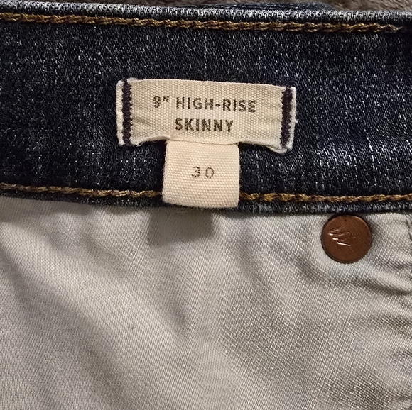 Sold ๐๐๐๐๐๐๐ - Picture 4 of 4